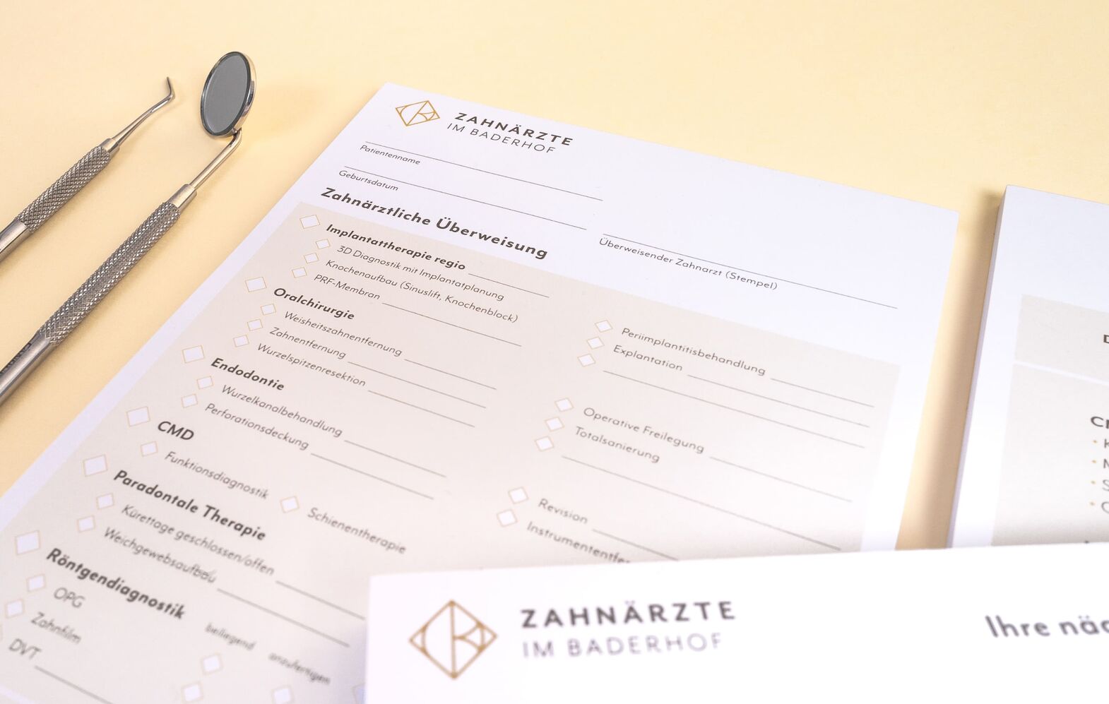 Überweisungszettel – Printdesign für Zahnärzte im Baderhof