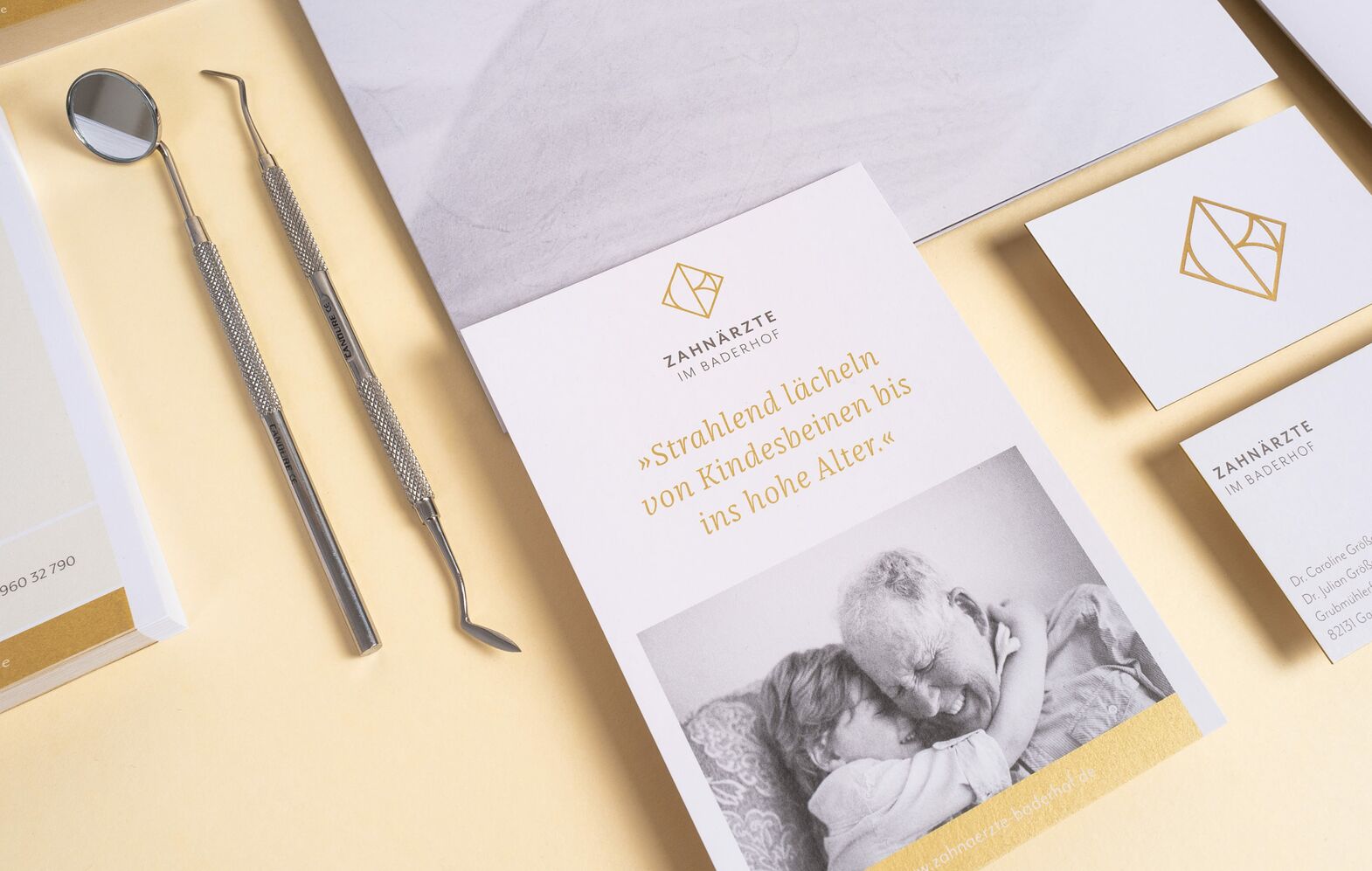 Detail – Printdesign für Zahnärzte im Baderhof